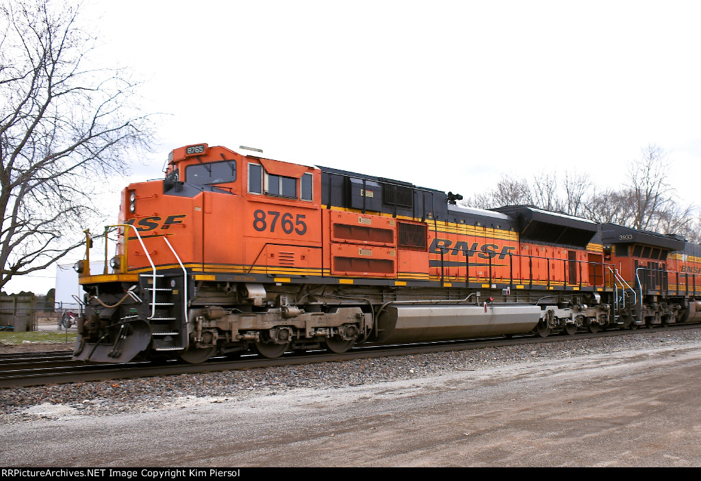 BNSF 8765 Pusher